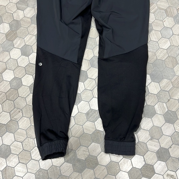 {Lululemon}Mens Sz L Charcoal Gray & Black Joggers w/Elastic Waist & Tie - Picture 7 of 11